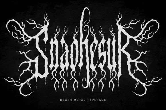 Snaokesur – A Bold Blackletter Font for Craft Creators